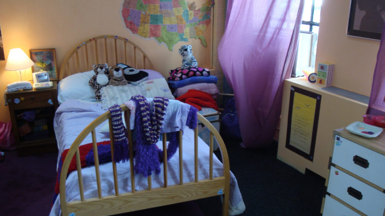 Toe to Toe - Production design by Tommaso Ortino